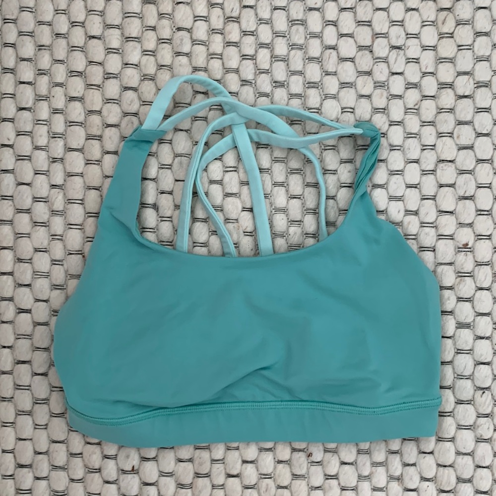 Two tone lululemon energy bra